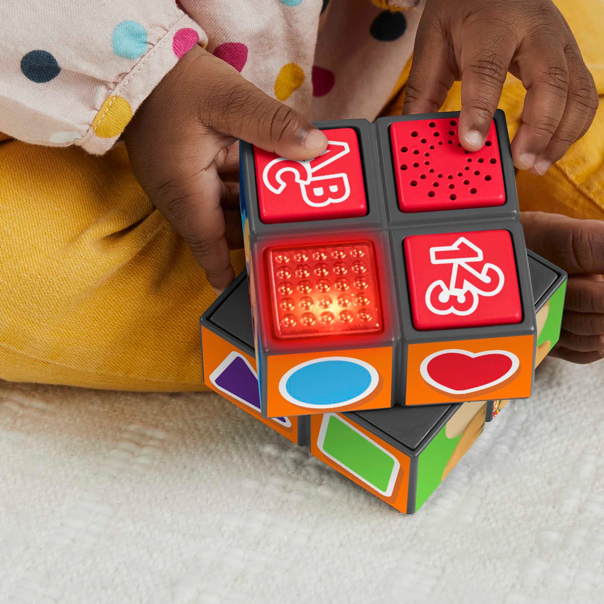 Fisher-Price Rires et Éveil Cube D’Activités de Puppy - Version Française