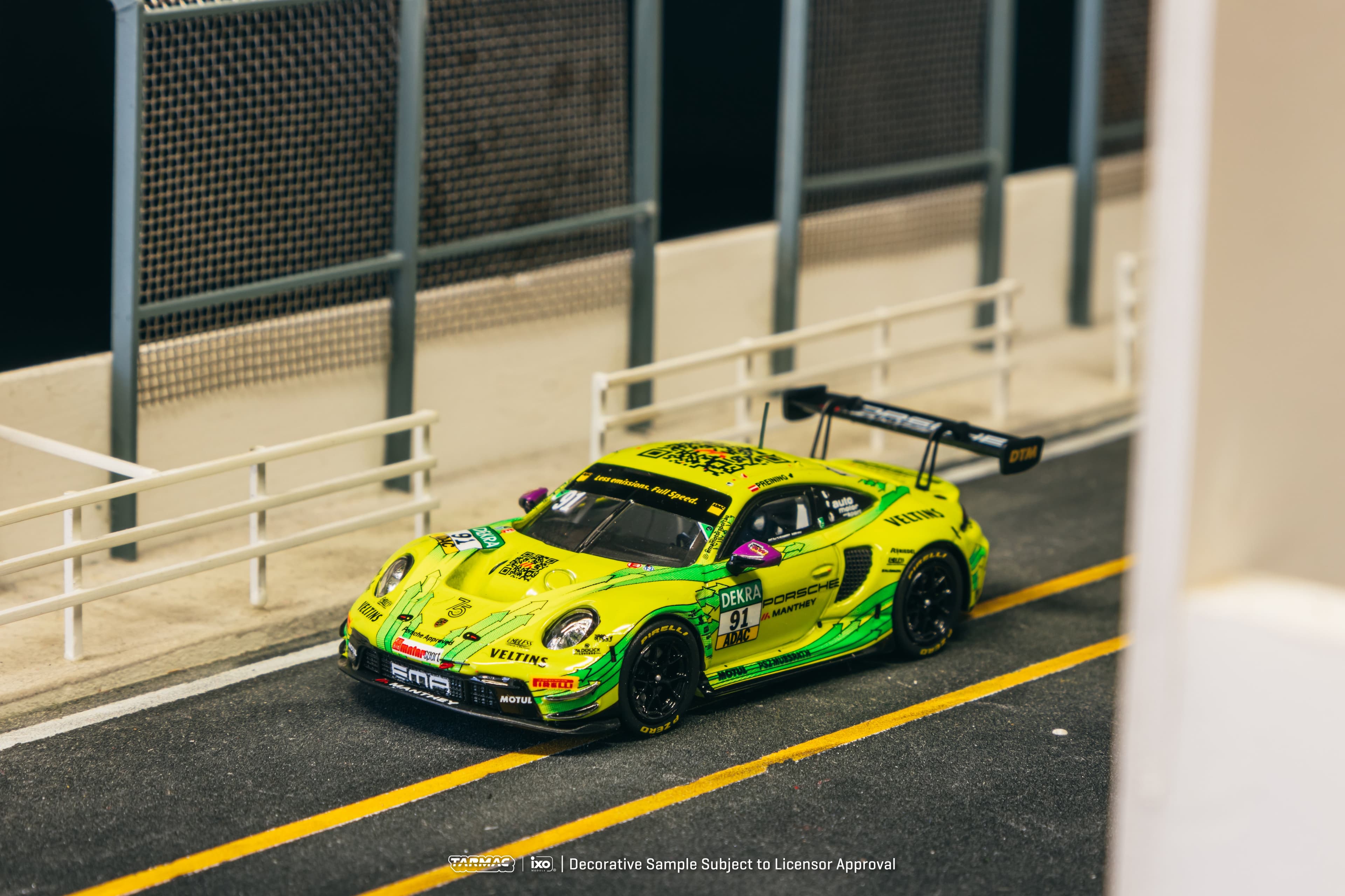 1/64 Porsche 911 GT3 R DTM Champion 2023 #91 - Tarmac Works X iXO Models HOBBY64