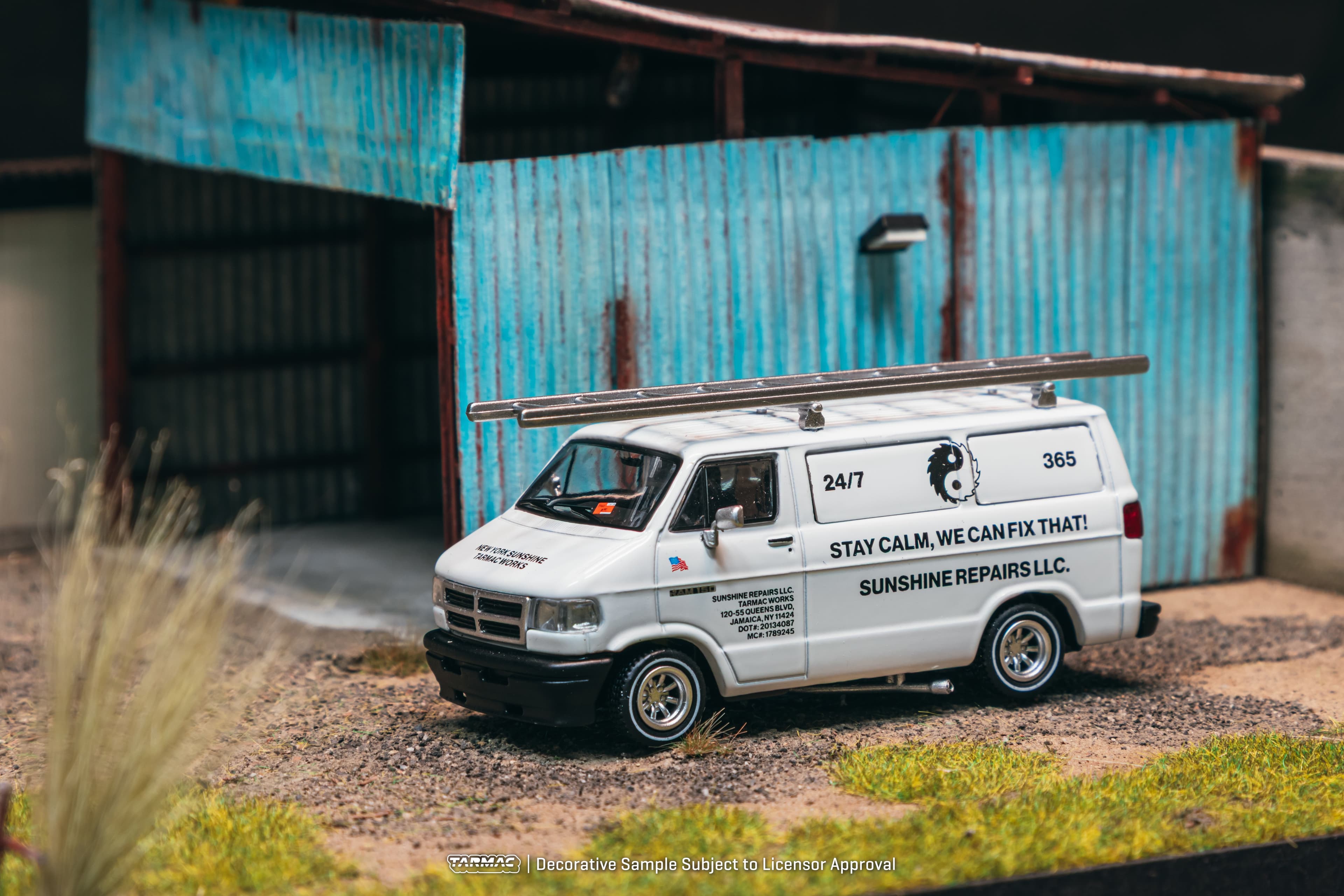 1/64 Dodge Van New York Sunshine - New York Sunshine Special Edition - Tarmac Works GLOBAL64