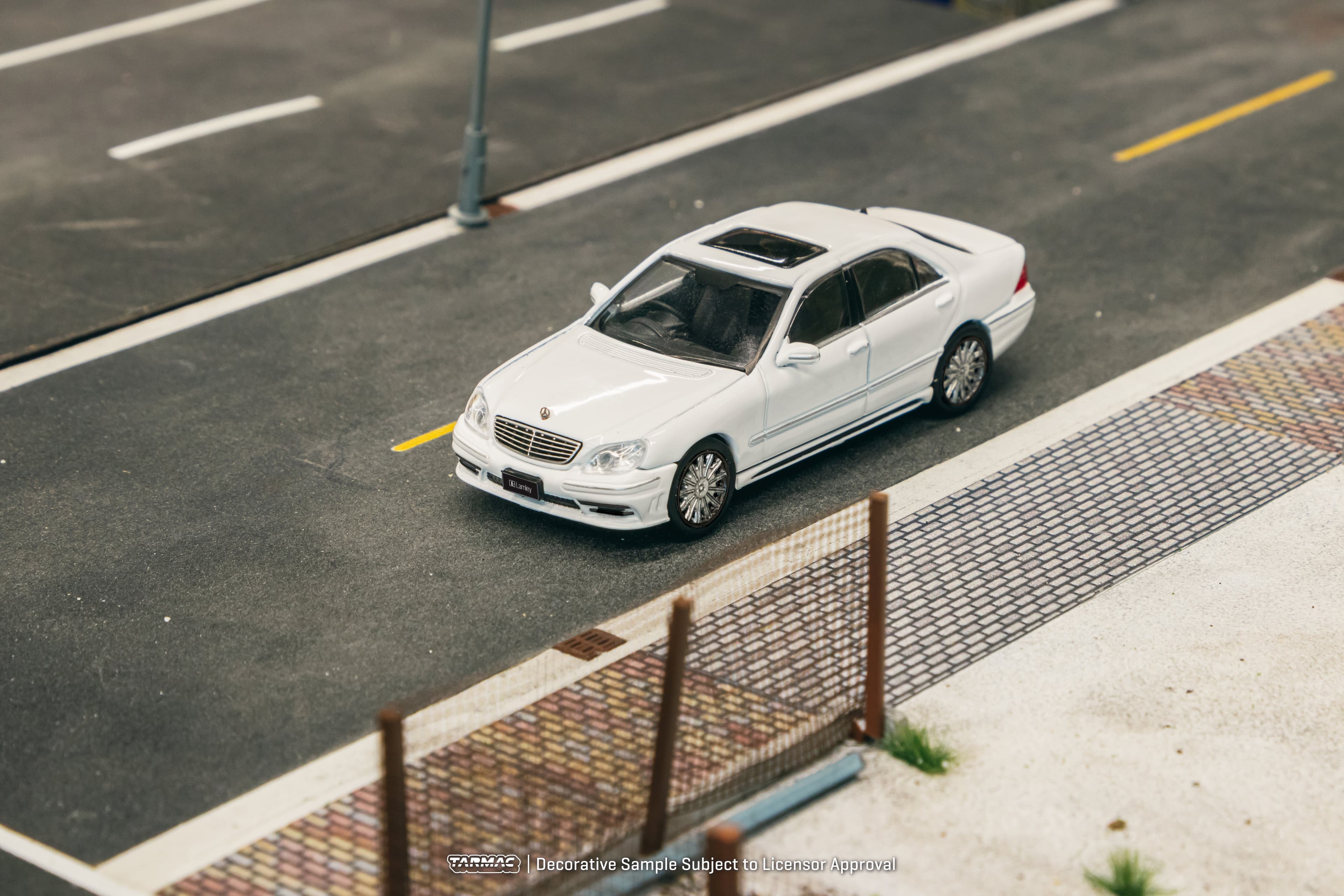 1/64 Mercedes-Benz S-Class Wald Alabaster White - Lamley Special Edition - Tarmac Works GLOBAL64