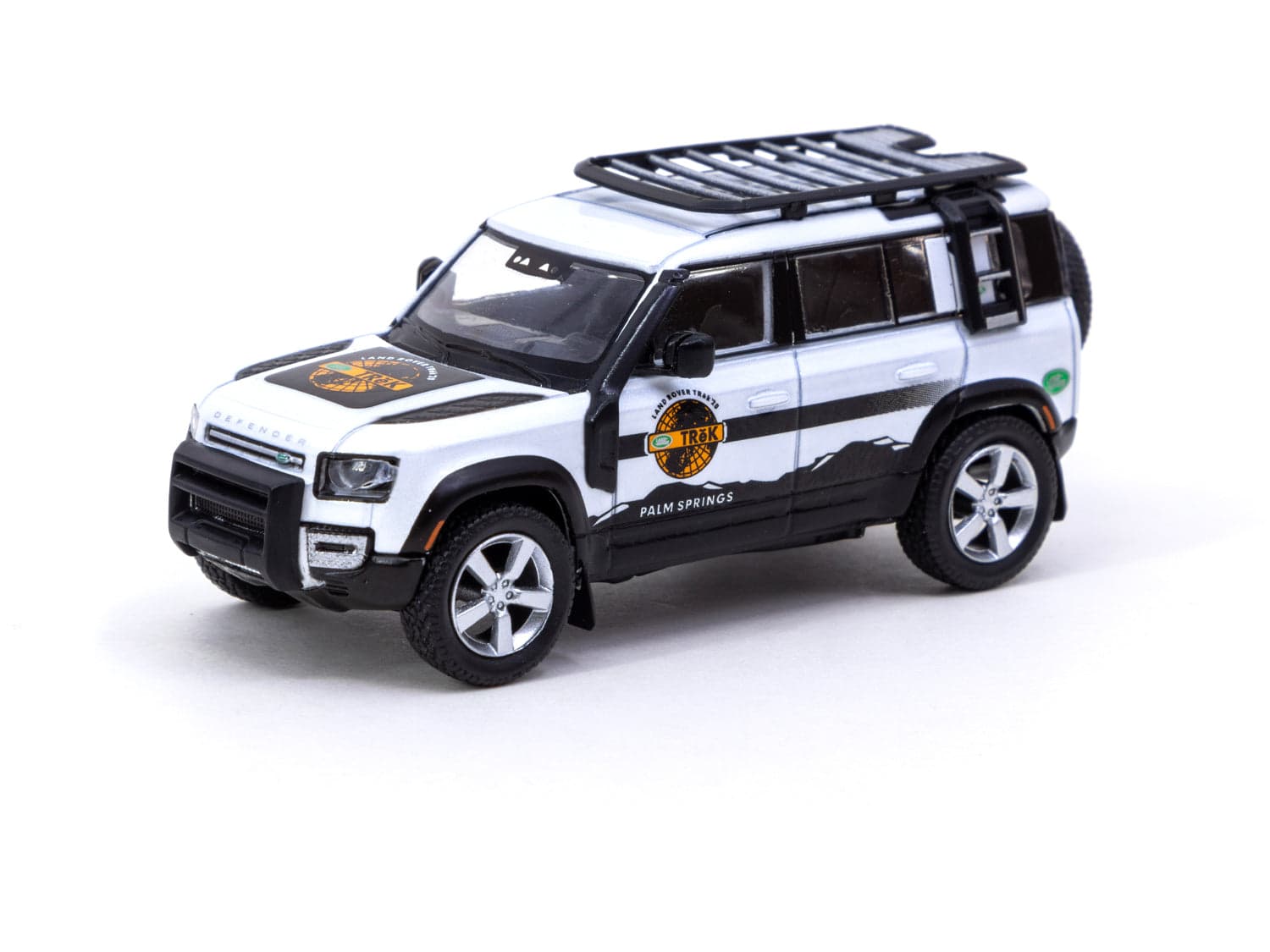 1/64 Land Rover Defender 110 TRēK Edition - Tarmac Works GLOBAL64