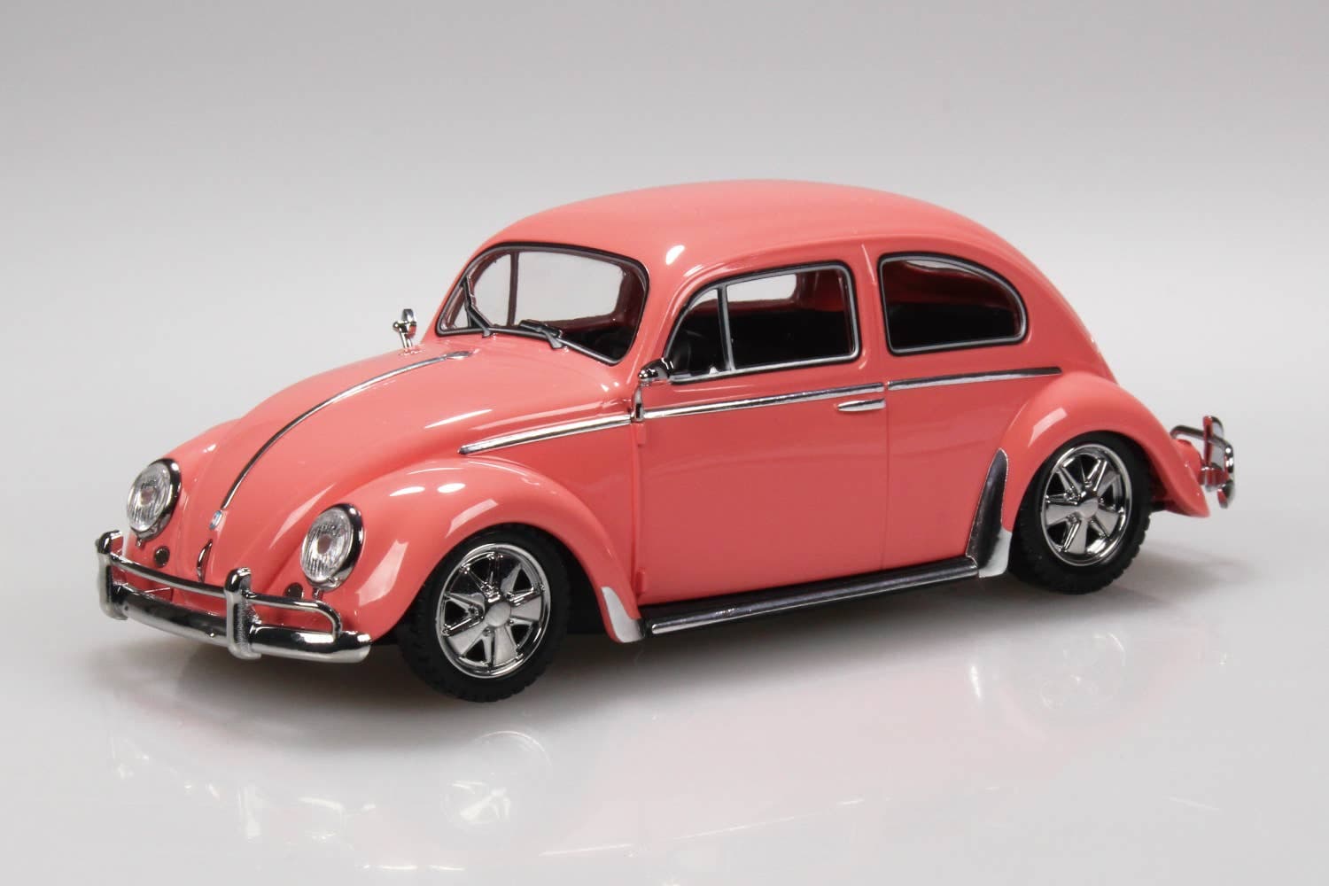 1/32 Volkswagen Beetle Custom (Coral Pink)