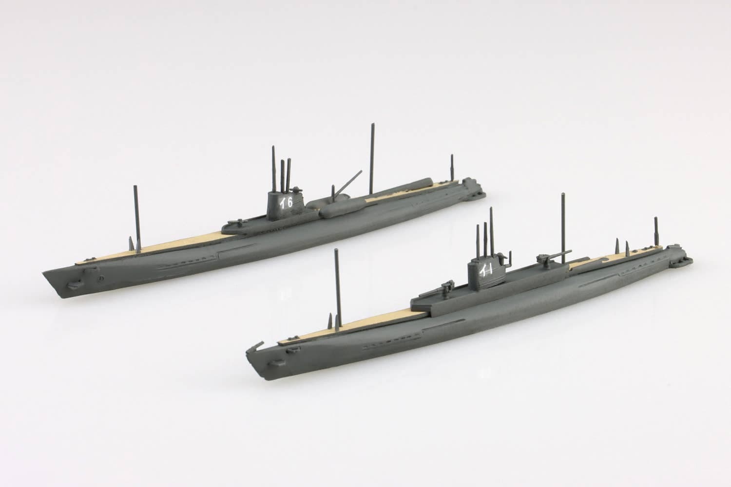 1/700 IJN Submarine I-1 & I-6 (2-in-1)