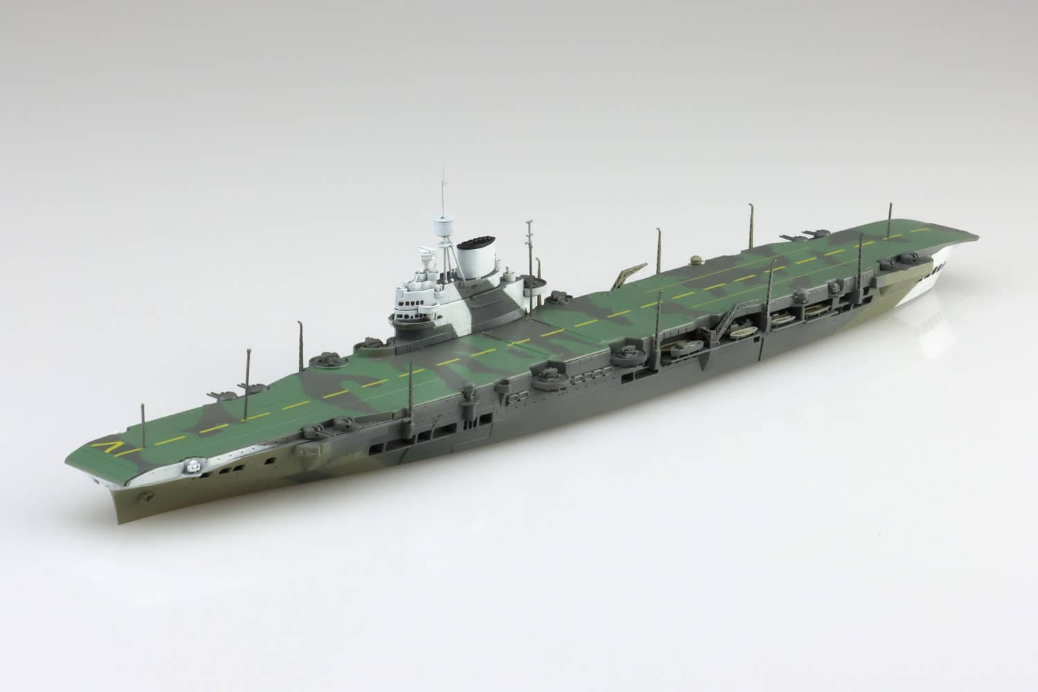 1/700 British Aircraft Carrier Victorious