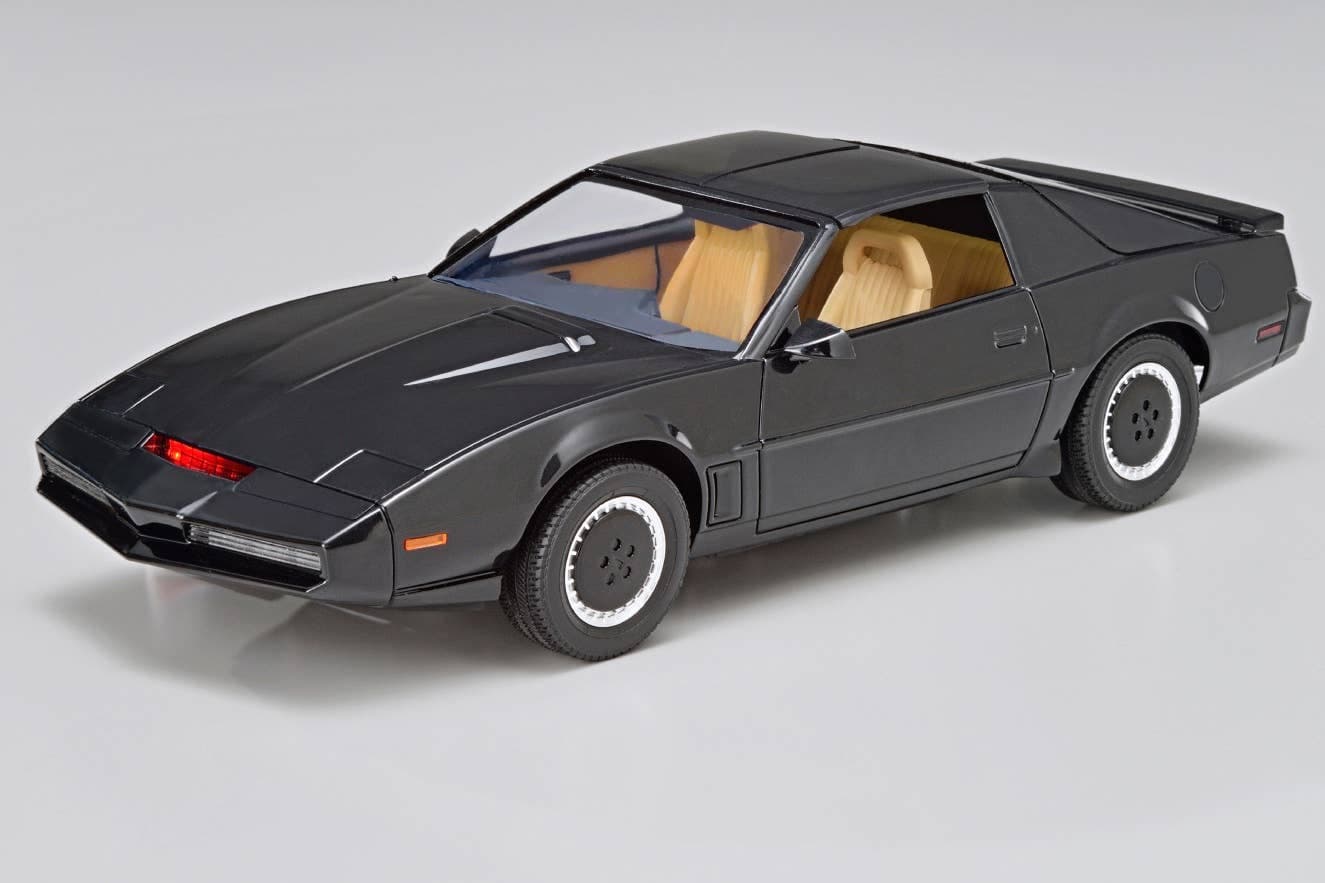 1/24 Knight Rider Knight 2000 K.I.T.T. Season I Scanner with Voice Unit