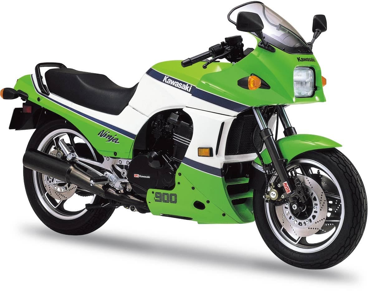 1/12 Kawasaki ZX900A GPZ900R Ninja '85