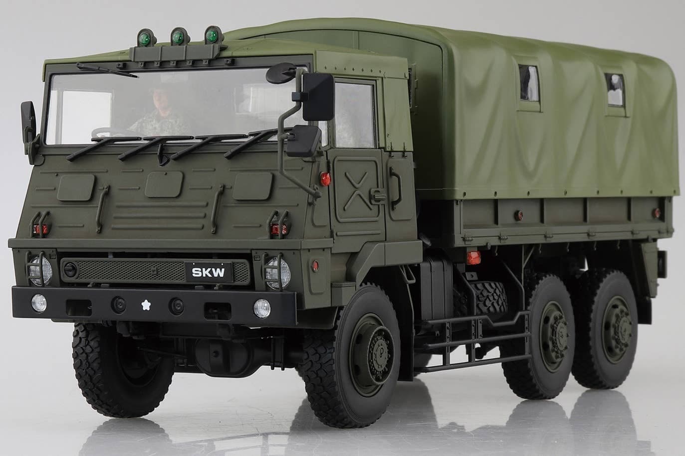 1/35 JGSDF Type 73 Heavy Truck (SKW-464)