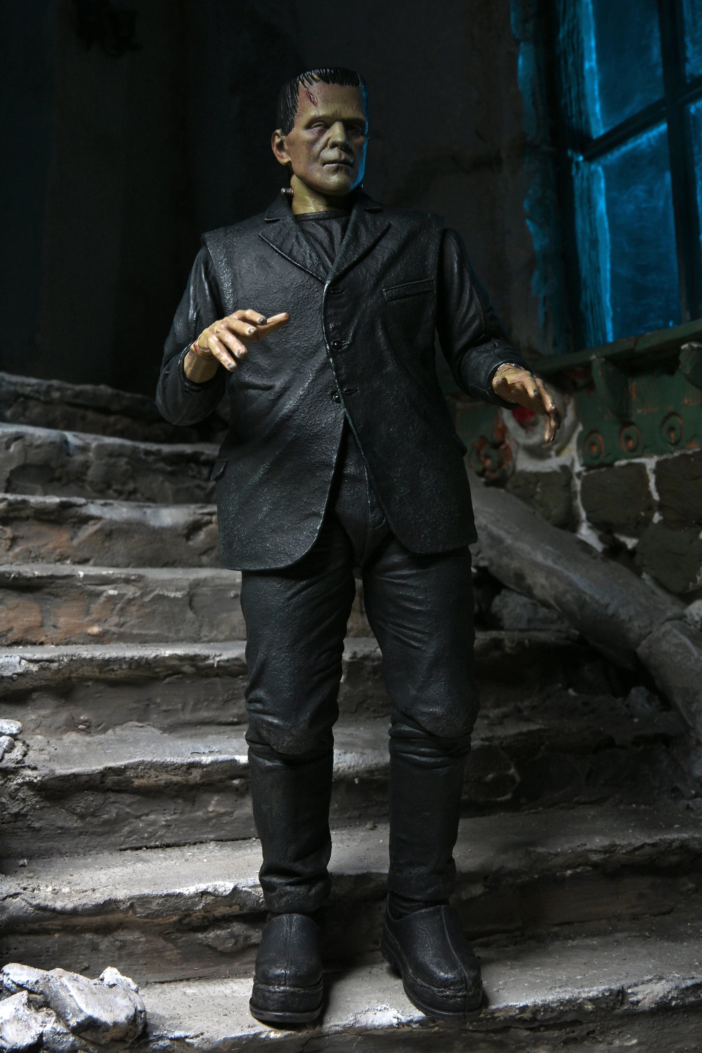 Universal Monsters - Ultimate Frankenstein's Monster 7” Scale Action Figure (Color)