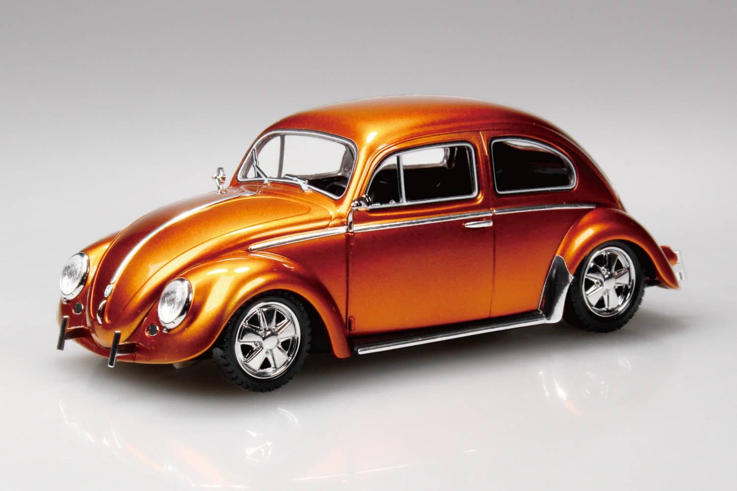 1/32 Volkswagen Beetle Custom (Metallic Orange)
