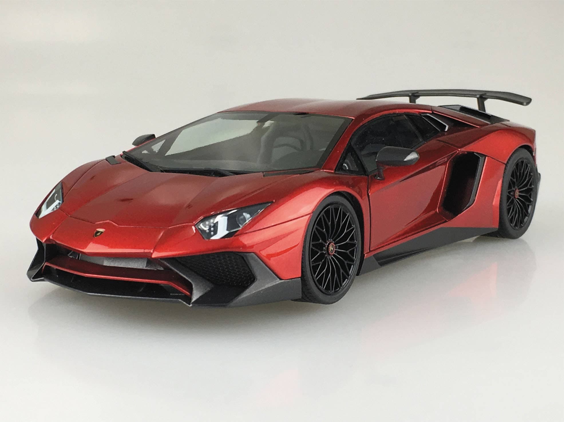 1/24 '15 Lamborghini Aventador SV